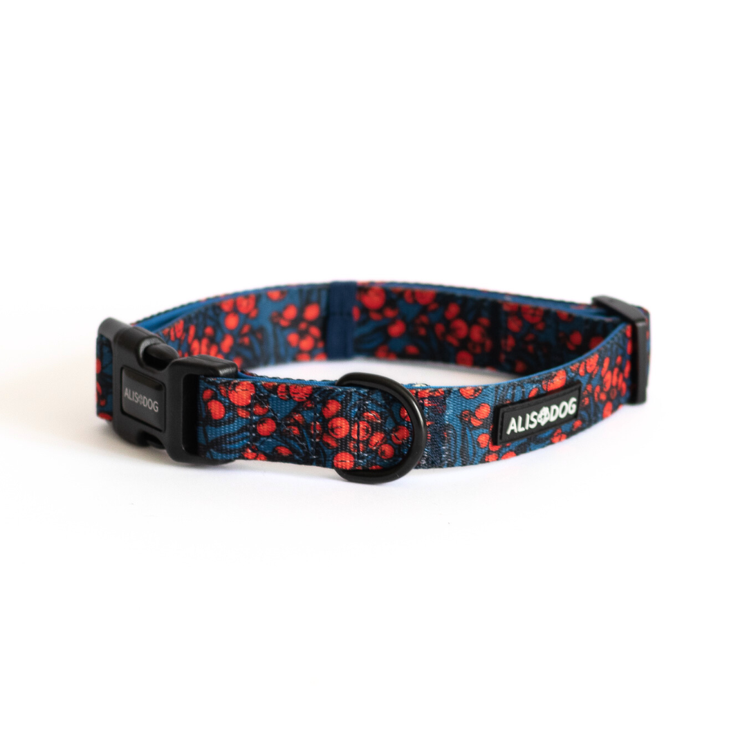 Berry shop dog collar